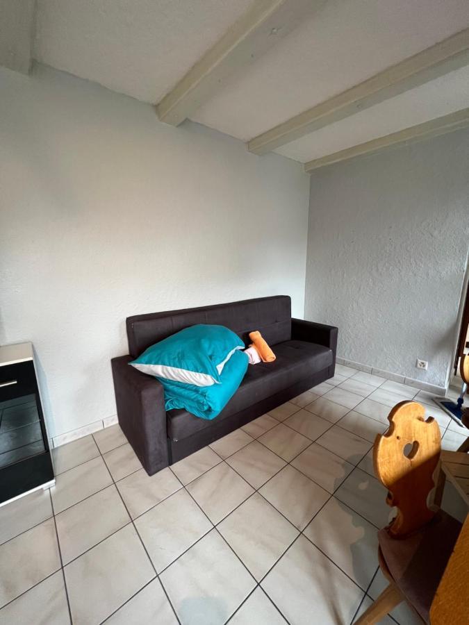 Tiny Apartment With Amazing View, Garden & Terras Schattdorf Bagian luar foto